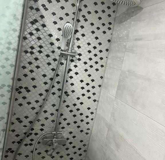 آپارتمان 1 خوابه, Apartament 5ive