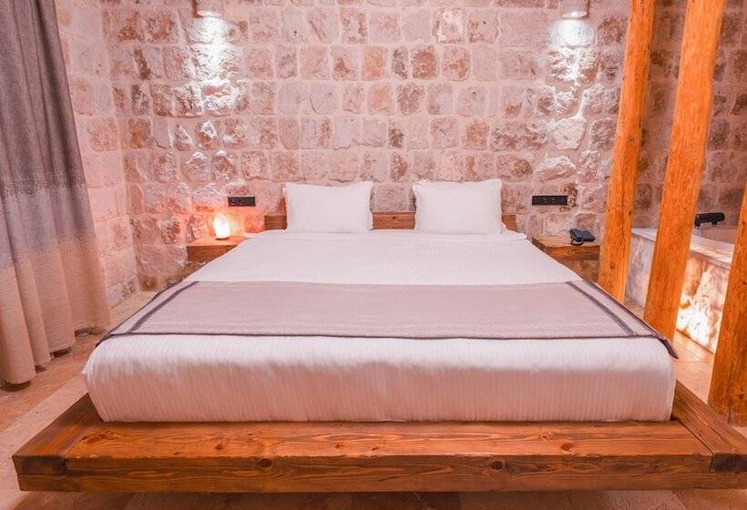 سوئیت با تخت بزرگ, La Fairy Cappadocia Adult Only