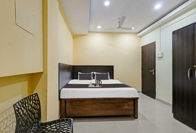 Номер Deluxe, Capital O H K Residency