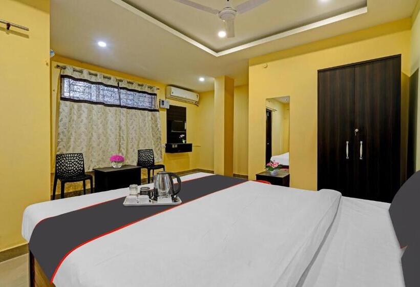 Номер Deluxe, Capital O H K Residency