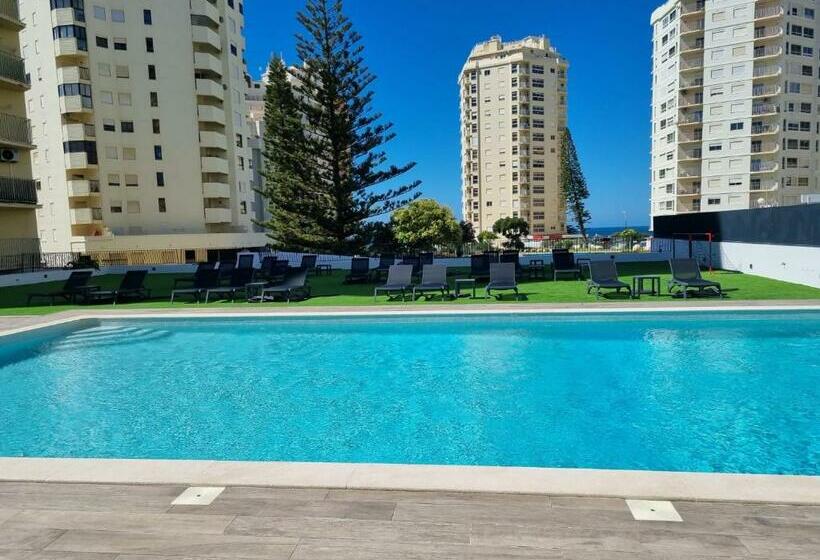 اتاق استاندارد با چشم‌انداز استخر, Algarpapa Rooms