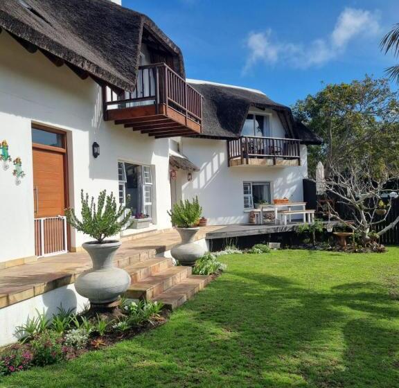 Номер Deluxe Вид на Сад, Tree Aloe Guest House