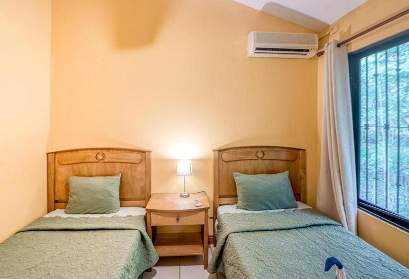 Апартаменты 2 Спальни, Dulce La Colina 8002