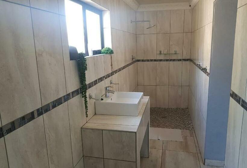 디럭스 스위트, Royal Villa Guesthouse