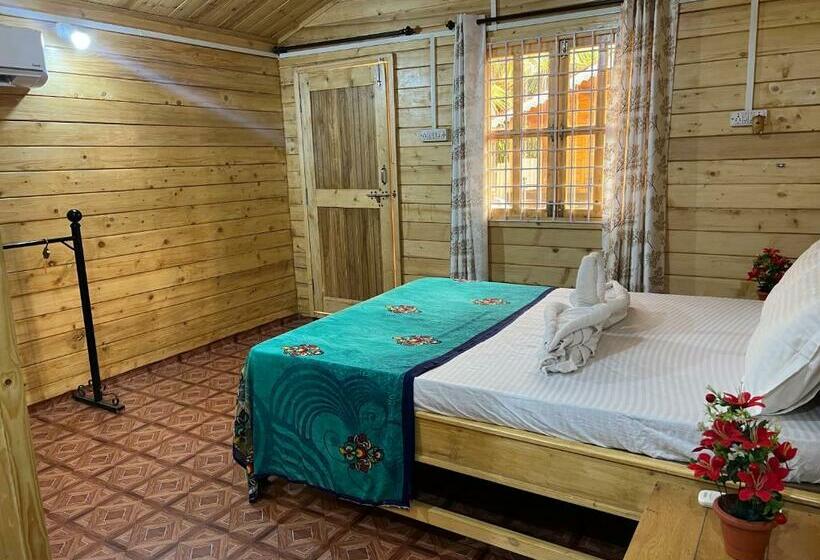 اتاق لوکس, Happy Shack Beach And Wooden Huts