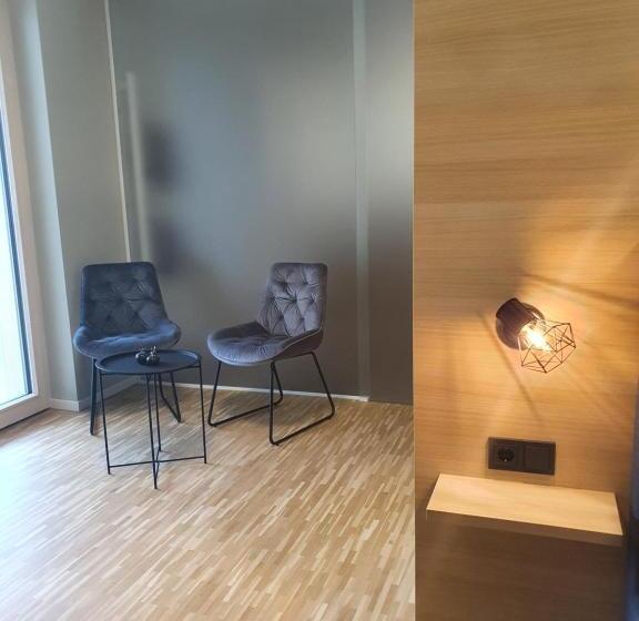 Номер Deluxe, Con4rent