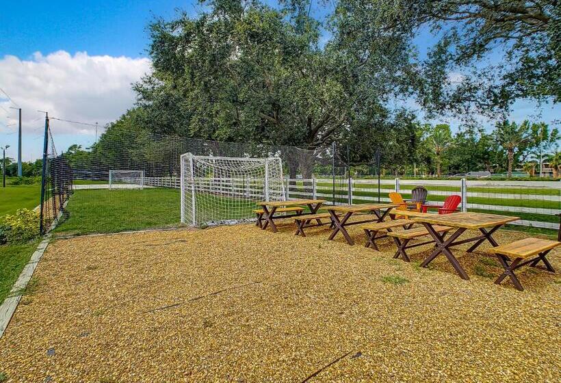 דירת חדר נוף לבריכה, Pet Friendly In Orlando Area Near Disney