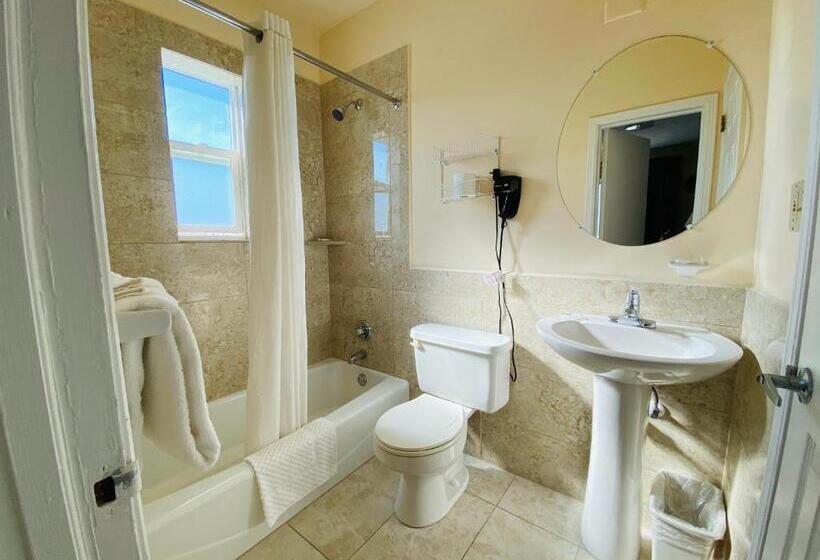 Стандартный Номер Кровать Кинг, A 1 A Super Inn