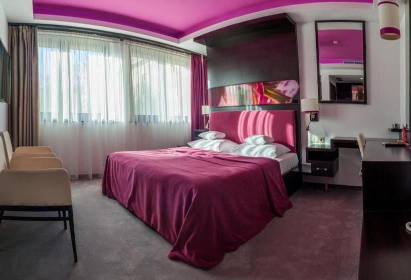Номер Стандарт, Corso Boutique