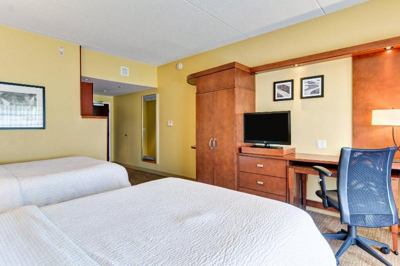 스탠다드 룸, Courtyard By Marriott Bridgeport Clarksburg