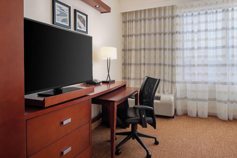 Стандартный Номер Кровать Кинг, Courtyard By Marriott Houston Kingwood