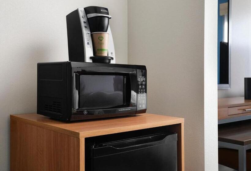 Quarto Superior Cama King, Holiday Inn Express And Suites New Orleans Airport, An Ihg