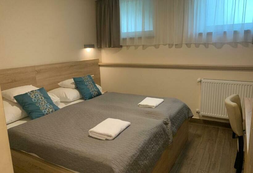 اتاق استاندارد, Nimród Hotel és ètterem