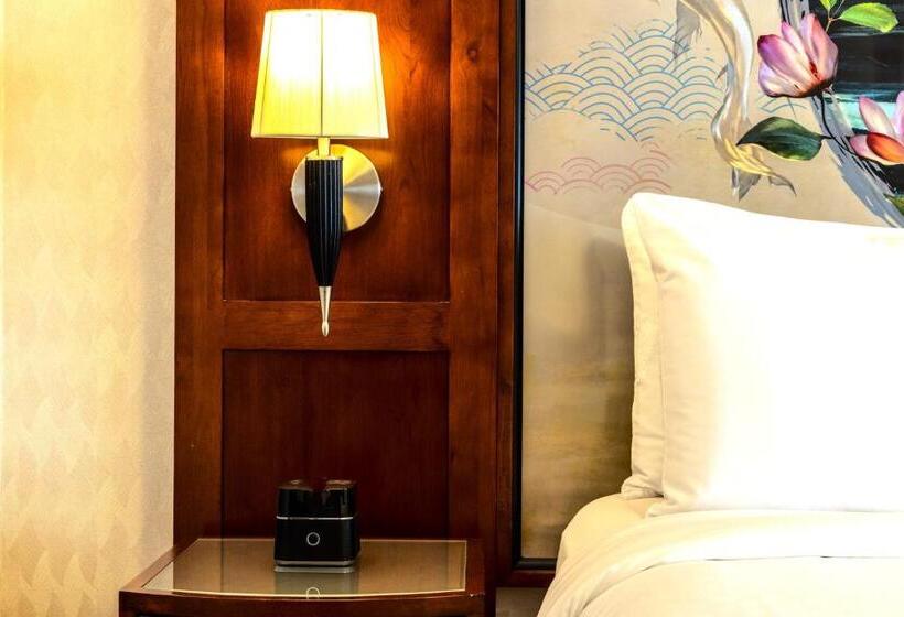 Номер Стандарт 2 Двуспальные Кровати, Viana Hotel And Spa, Trademark Collection By Wyndham