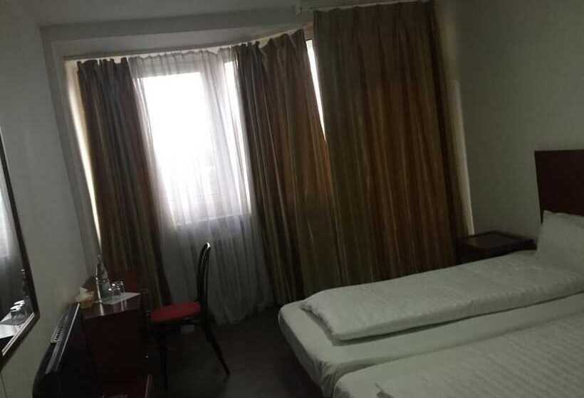 标准三人间, Itm Hotel Zollhof