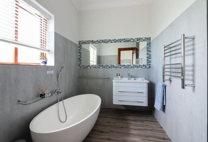 Номер Стандарт, A Tuscan Villa Guest House
