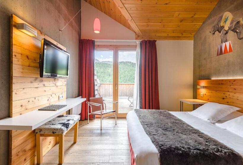 Номер Стандарт с Террасой, Anova Hotel & Spa
