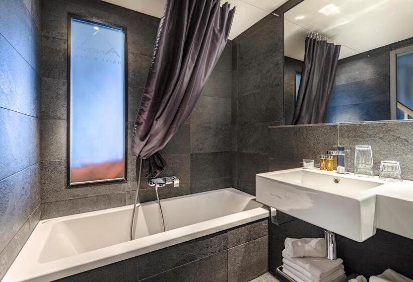 Полулюкс с Балконом, Anova Hotel & Spa