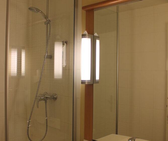 Номер Стандарт, Ibis Dijon Sud