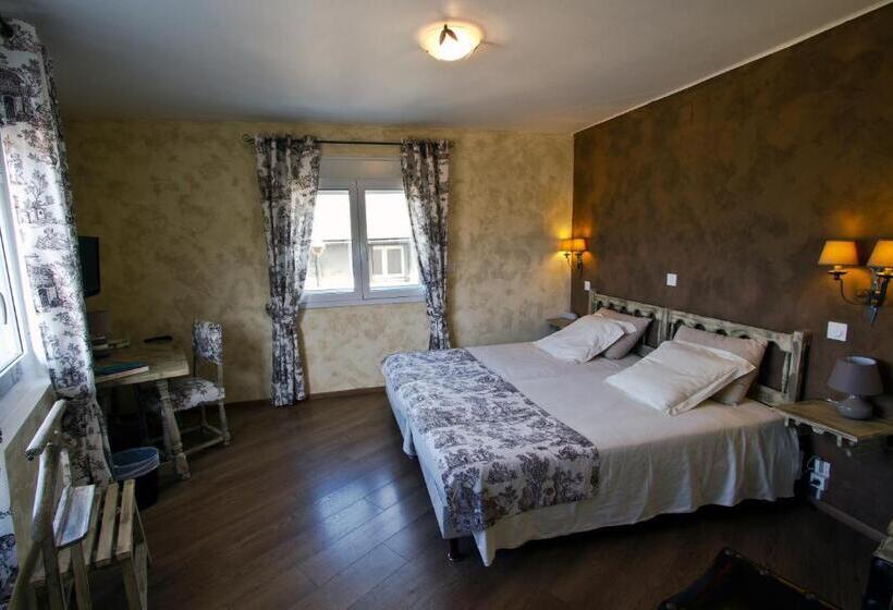 Номер Стандарт, Logis Hotel Restaurant Planes