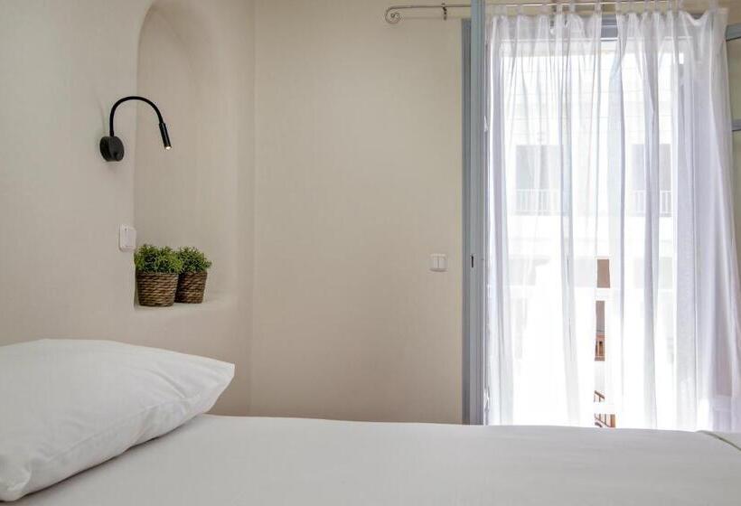 Студия Стандарт, Onar Hotel And Suites
