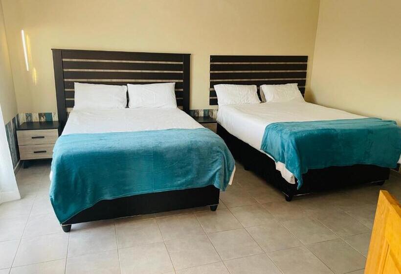 이코노미 룸, Druza’s Guest House