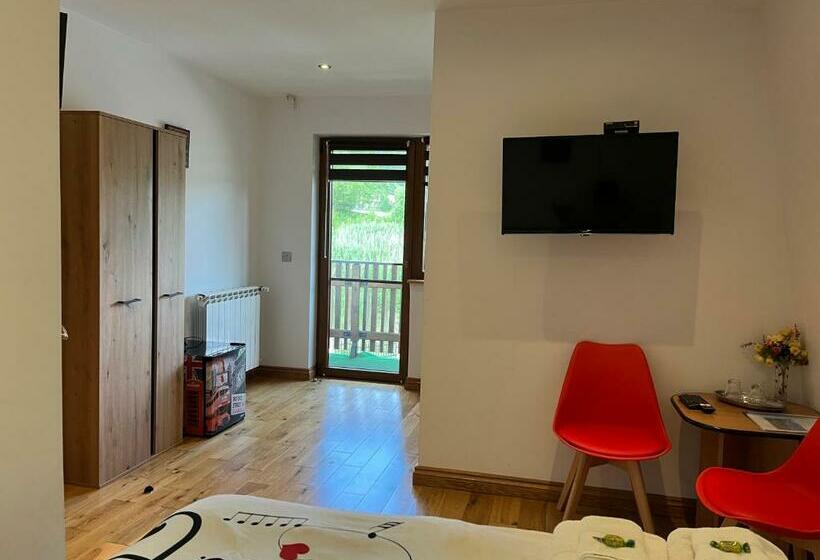 اتاق استاندارد با بالکن, Casa Andreea