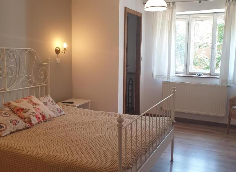 Апартаменты 2 Спальни, Studio Rasnov Apartaments