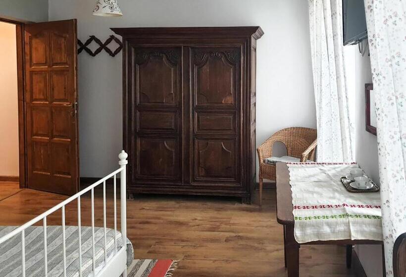 Апартаменты 2 Спальни, Studio Rasnov Apartaments