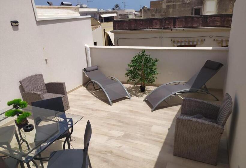 سوییت جونیور لوکس, Suite Sweet Dreams Dan Champs