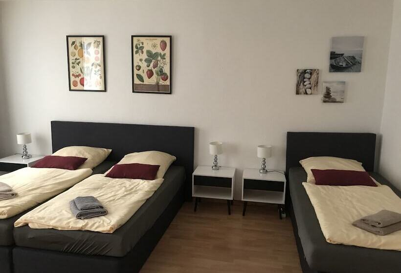 带3个卧室的公寓, Pension Am Schloss