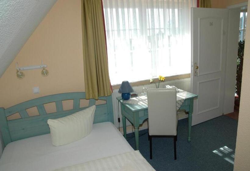 Номер Стандарт Индивидуальный, Landhotel Ostseetraum & Fewo