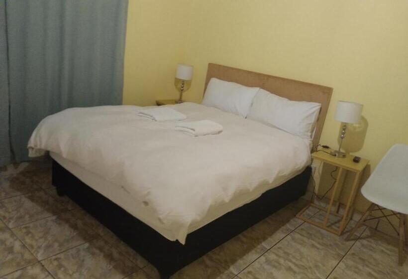 豪华房间, Jacmo Guest House
