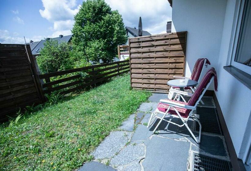 Номер Стандарт с Террасой, Landhotel Jägerhof