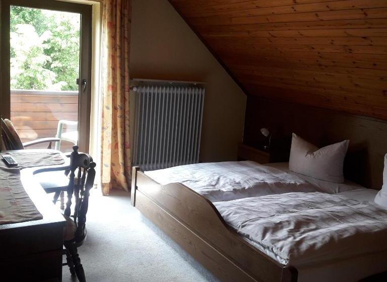 Номер Стандарт с Балконом, Landhotel Jägerhof