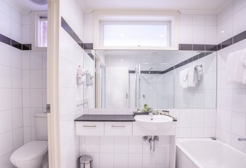 آپارتمان اجرایی 1 خوابه, Clocktower Apartment