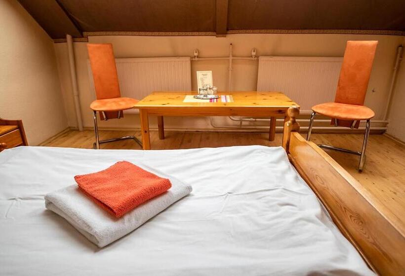 آپارتمان 1 خوابه, Il Gallo Nero   Fekete Kakas étterem és Panzió