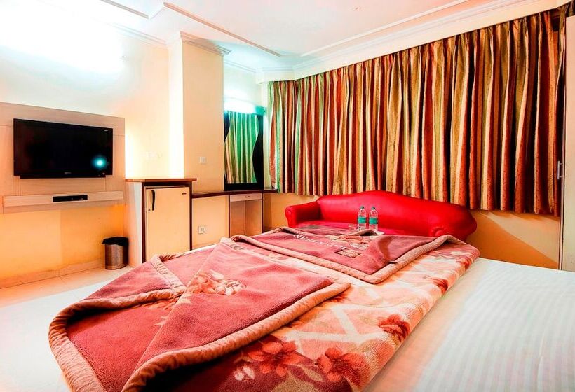 اتاق استاندارد, The Tourist   1 Min From New Delhi Railway Station