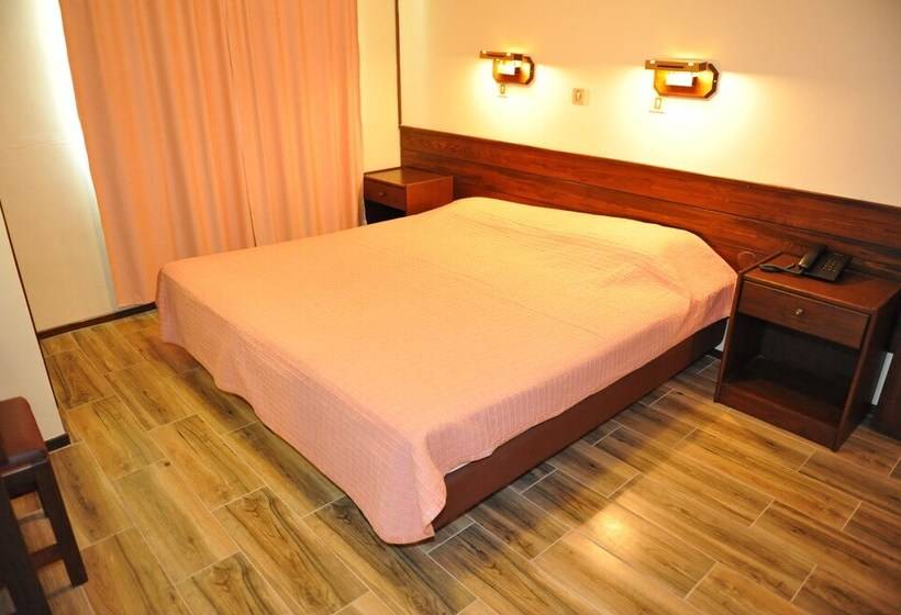 Студия Стандарт, Niki Hotel Apartments