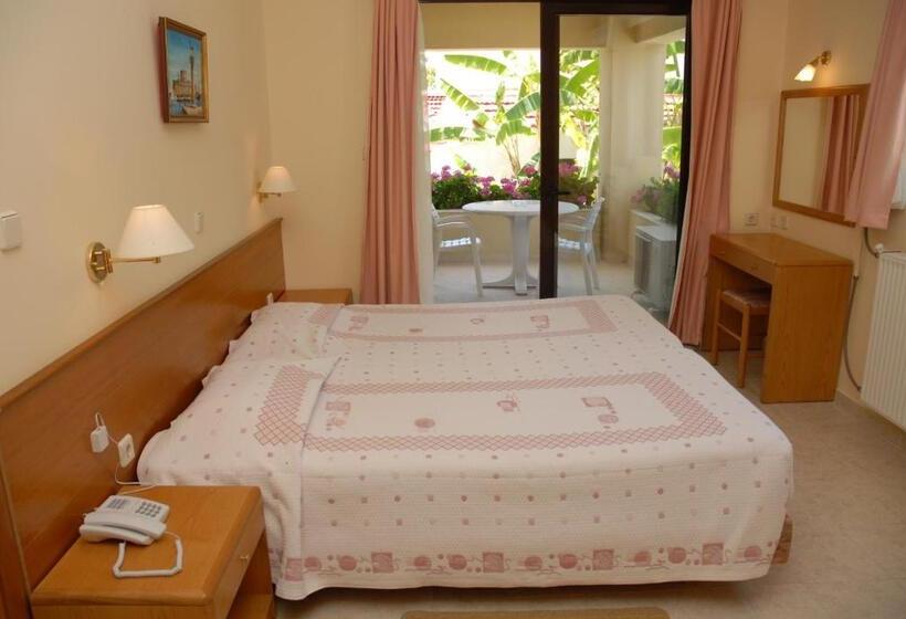 Апартаменты 2 Спальни, Niki Hotel Apartments