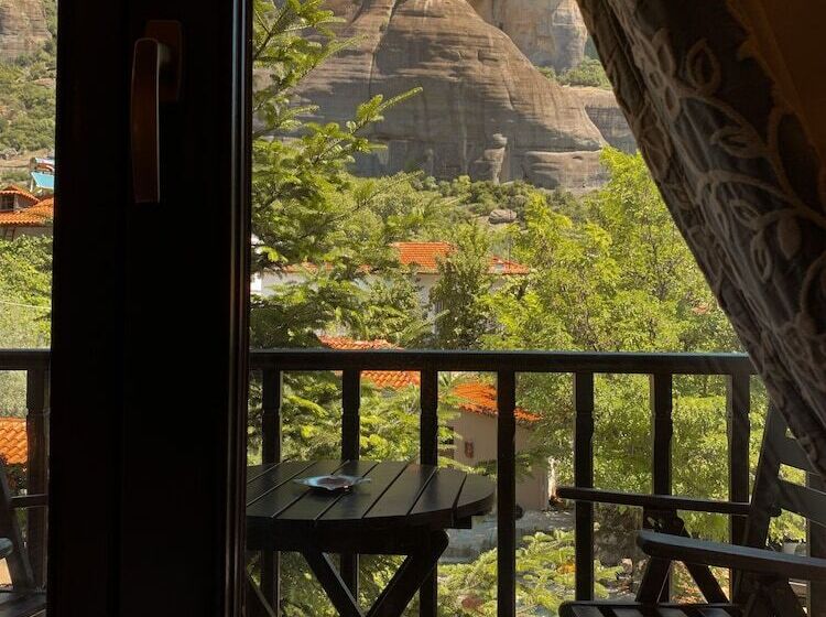 Номер Стандартный с Видом, Elena Guesthouse
