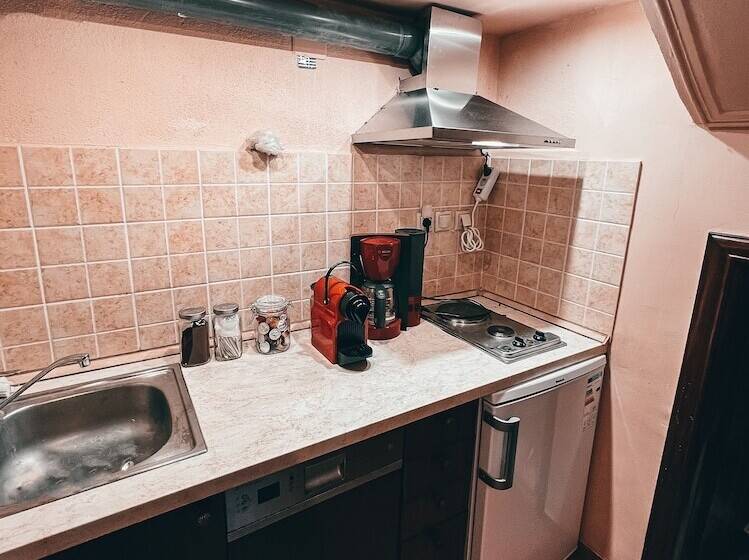 Полулюкс с Видом, Elena Guesthouse