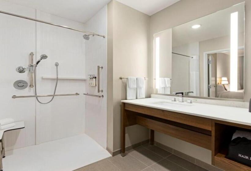 Люкс Адаптированный для Инвалидов, Staybridge Suites   Lexington S Medical Ctr Area, An Ihg