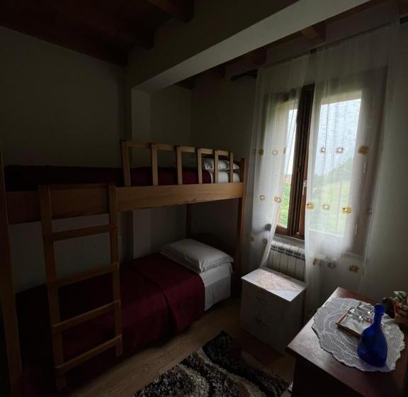 클래식 4인 룸, Villa Molla