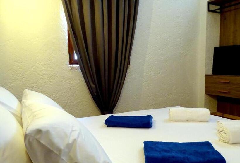 سوئیت با تخت بزرگ, Limni Resort