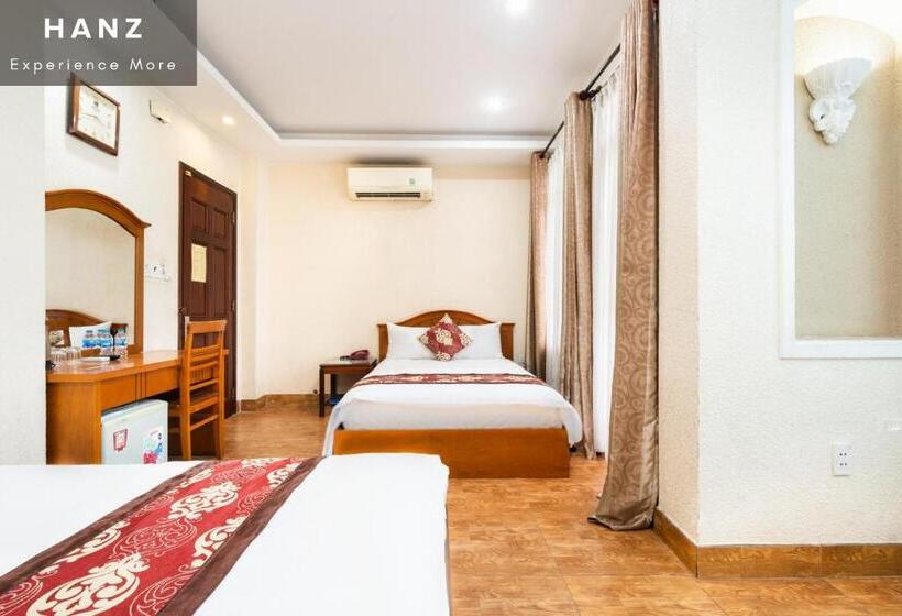 اتاق لوکس چهار تخته, Queen Airport Hotel Saigon