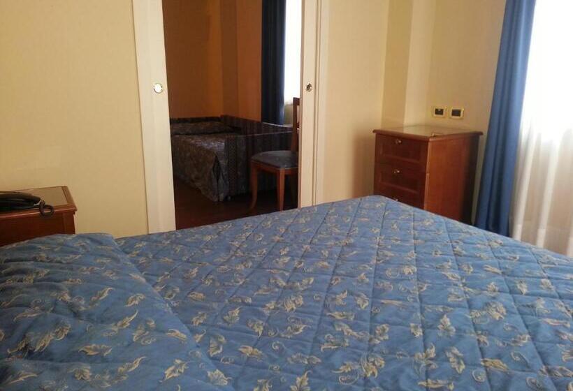 4인용 스탠다드 룸, Albergo Costantini