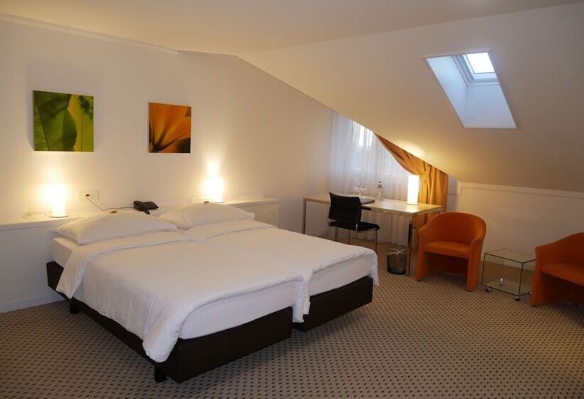 Номер Superior, Schwanen Wil