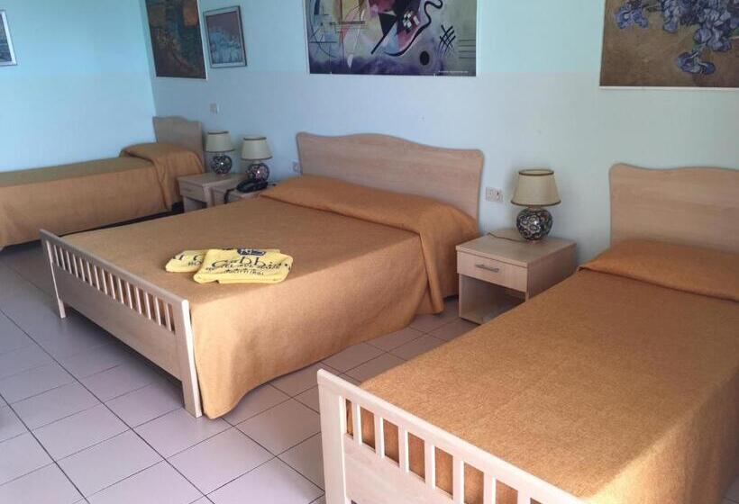 اتاق استاندارد چهار تخته, Sul Mare Al Gabbiano