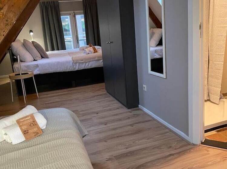 Номер Стандарт Трехместный, Kings Inn City Hostel